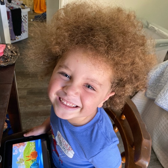 Meet your Posher, Katie - Picture 3 of 4